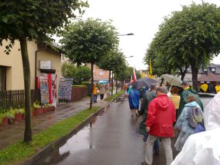 Już idziemy ulicami Jastarni